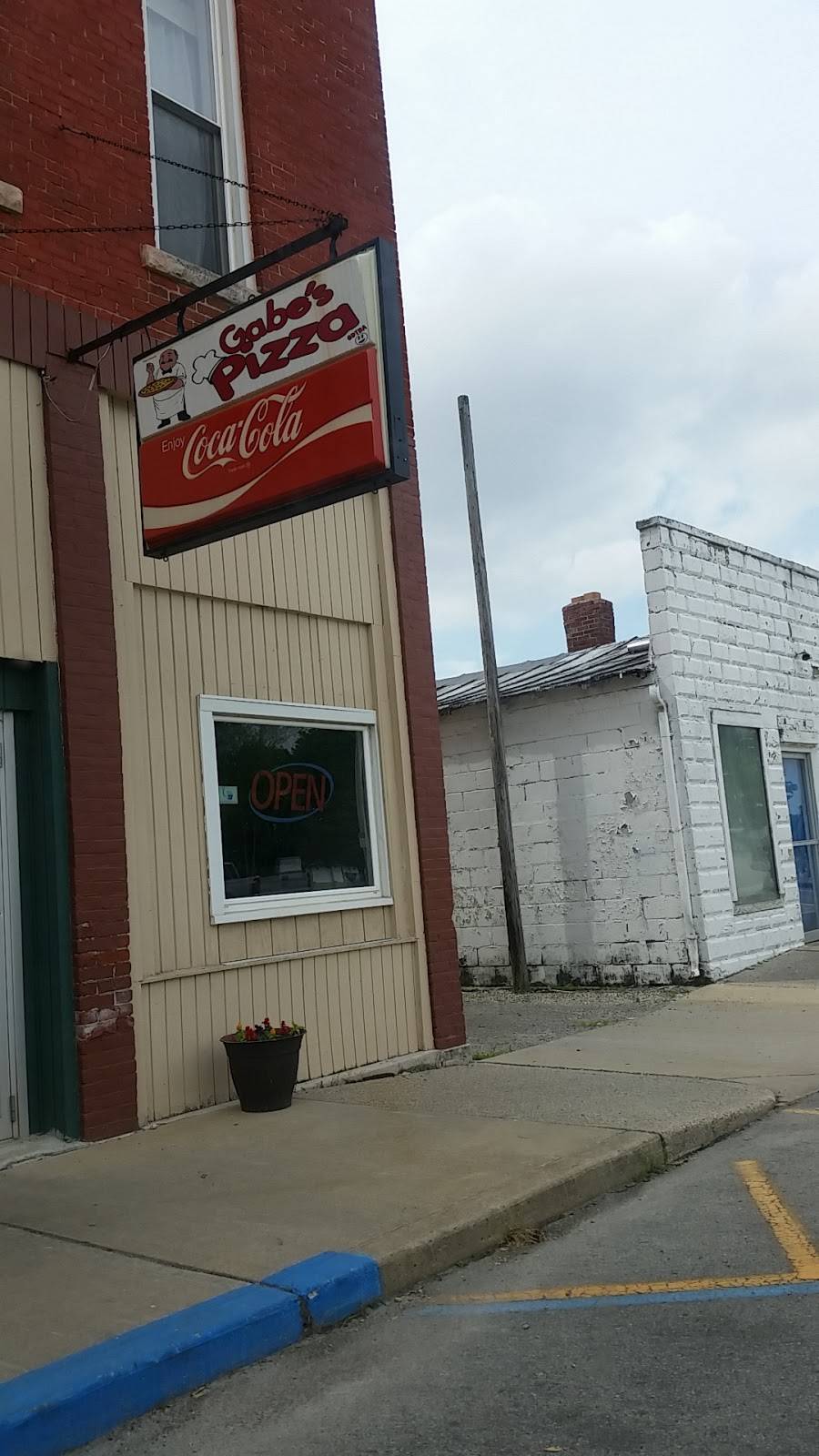 Gabes Pizza | restaurant | 118 S Main St, Sharpsville, IN 46068, USA | 7659636500 OR +1 765-963-6500