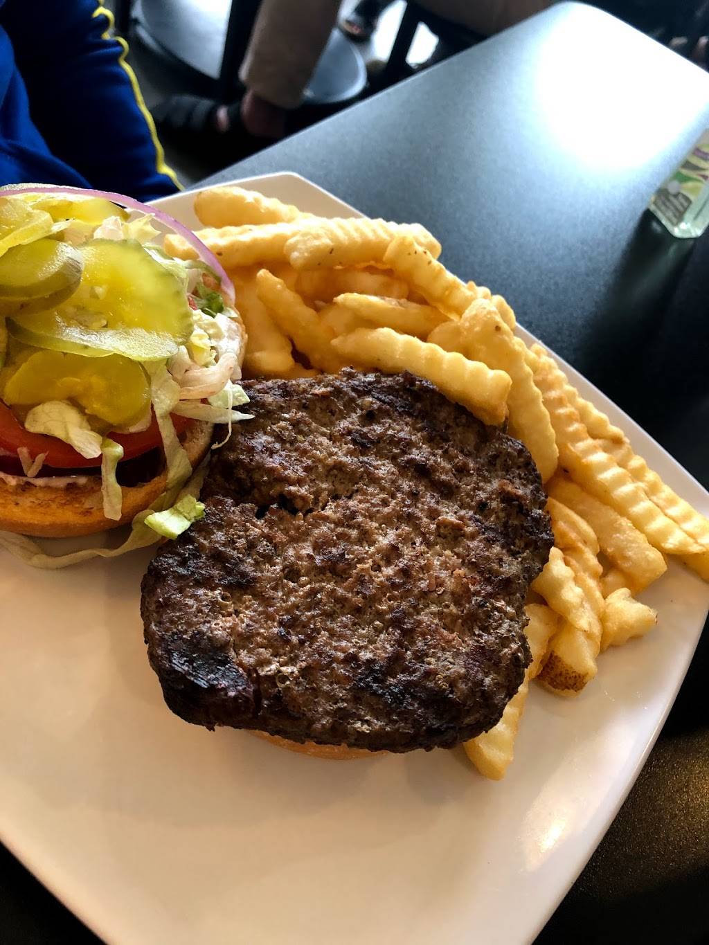 Tallahatchie Gourmet | restaurant | 119 W Main St, New Albany, MS 38652, USA | 6625343250 OR +1 662-534-3250