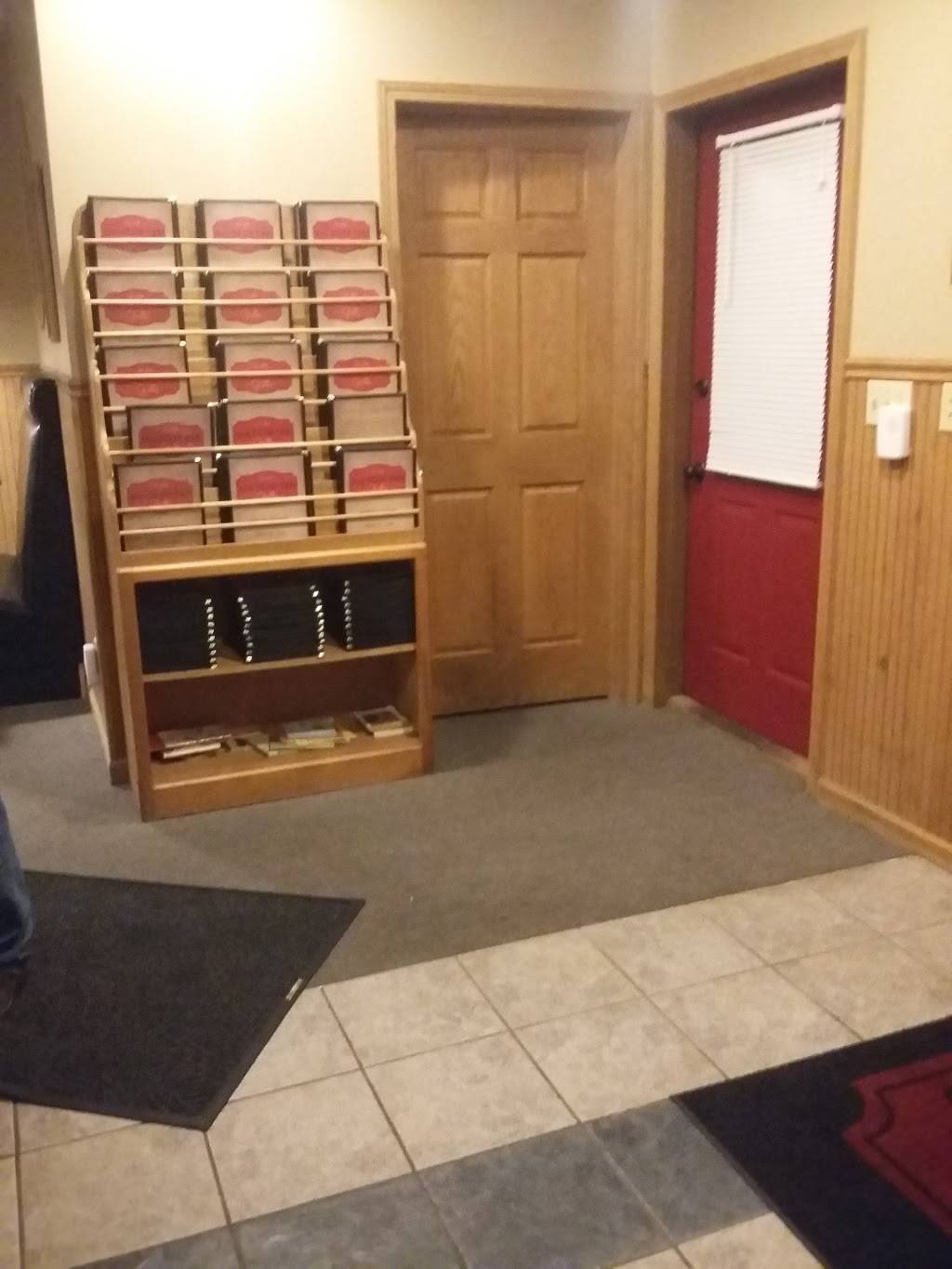 The Club Car Grille | restaurant | 6225 D Ave W, Kalamazoo, MI 49009, USA | 2697751267 OR +1 269-775-1267