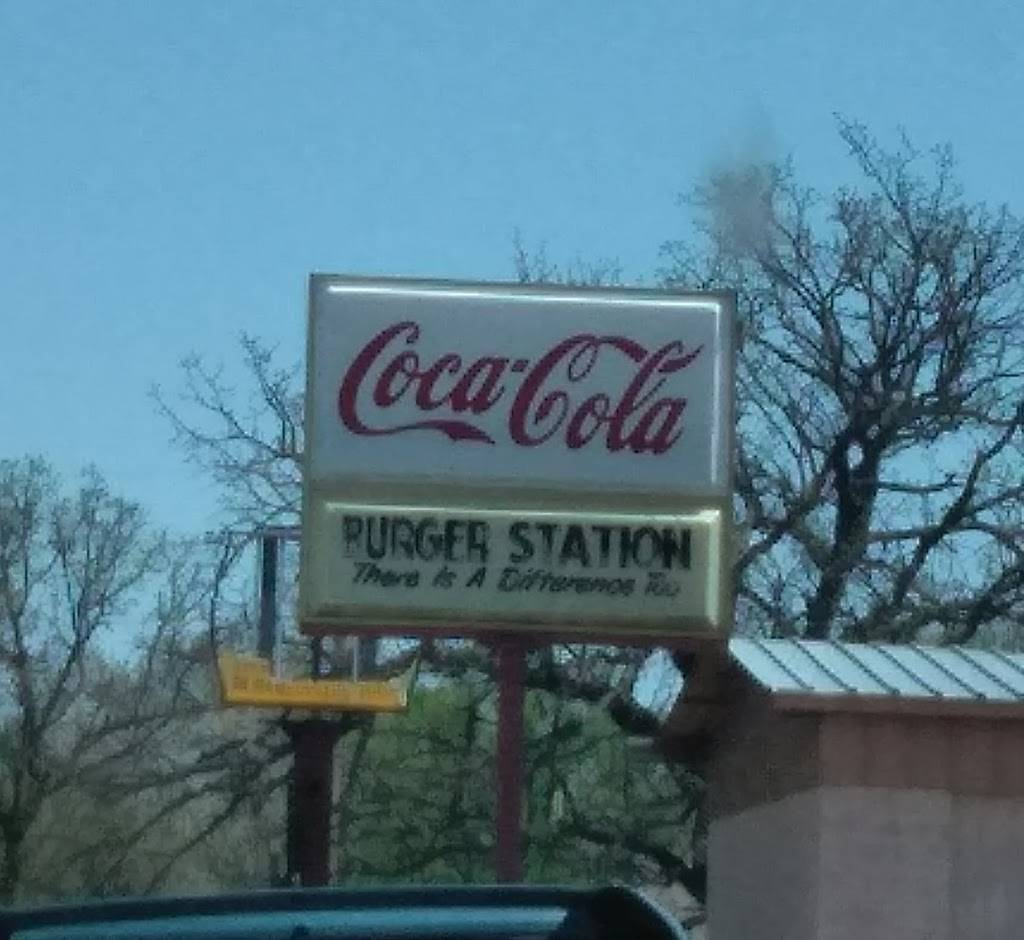 Burger Station Inc | meal takeaway | 113 E 7th Ave, Winfield, KS 67156, USA | 6202219773 OR +1 620-221-9773