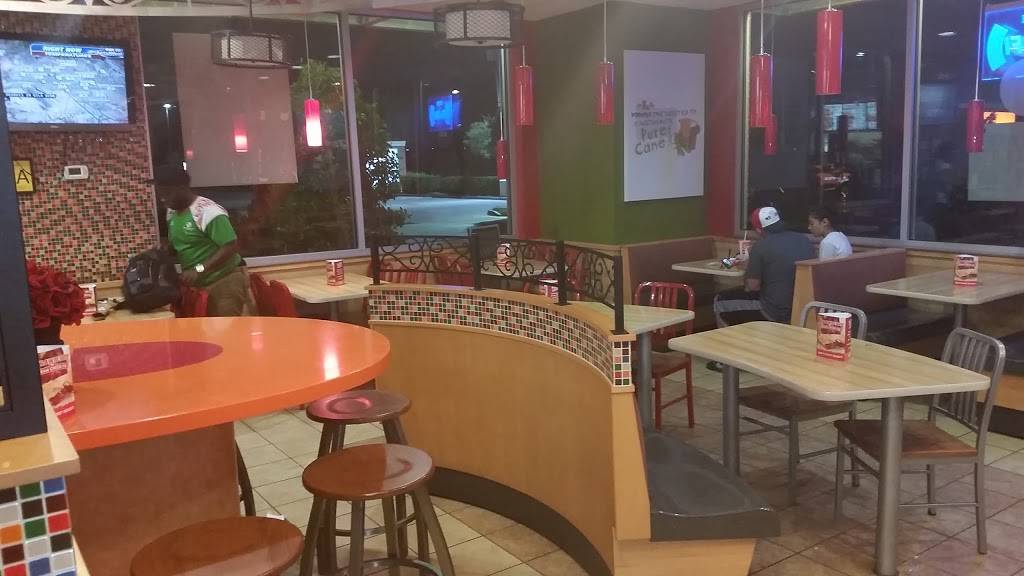 Popeyes Louisiana Kitchen | restaurant | 1567 W National Ave, Milwaukee, WI 53204, USA | 4146499989 OR +1 414-649-9989