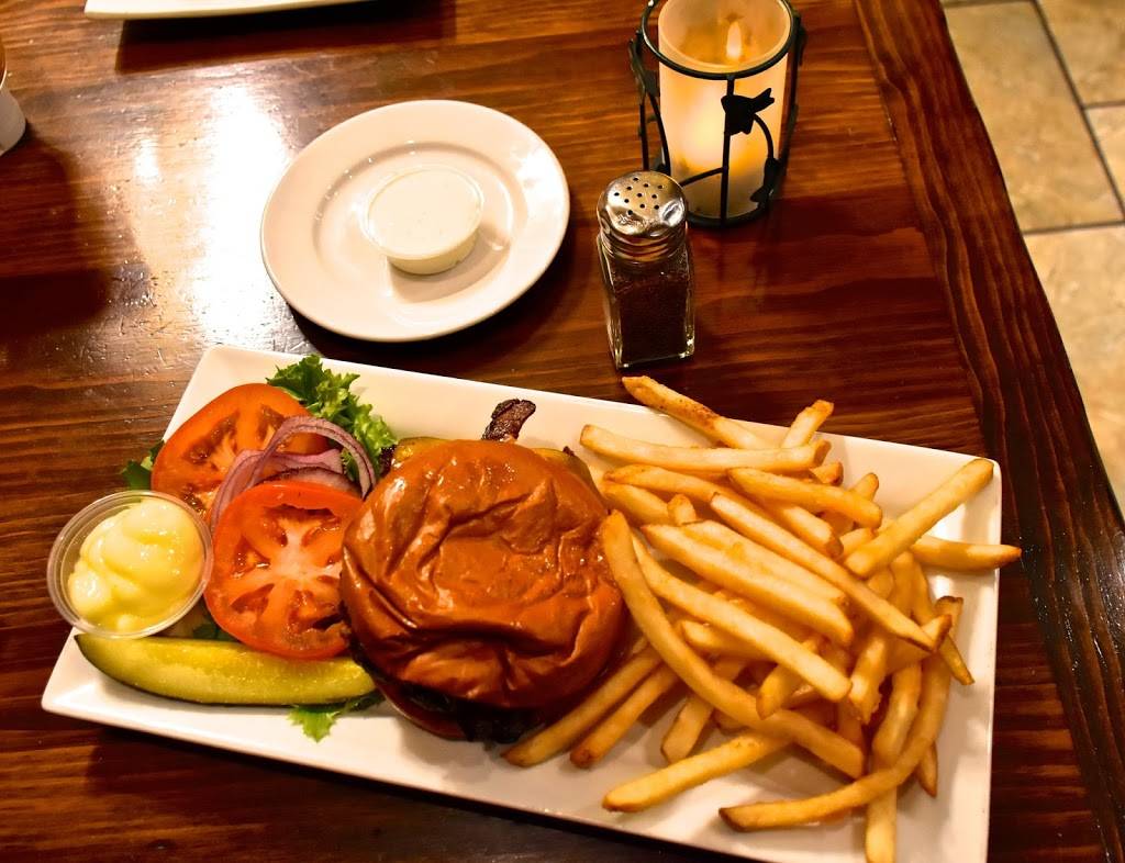 Louie Linguinis | restaurant | 660 Cannery Row, Monterey, CA 93940, USA | 8316488500 OR +1 831-648-8500