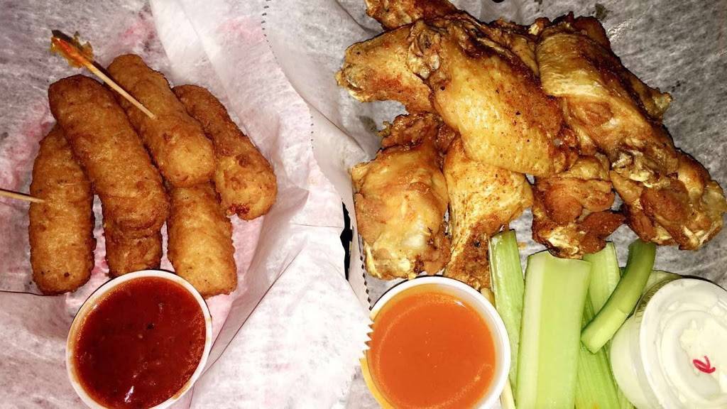 Shores Bar & Grill | restaurant | 12156 Palm Beach Blvd, Fort Myers, FL 33905, USA | 2396936226 OR +1 239-693-6226