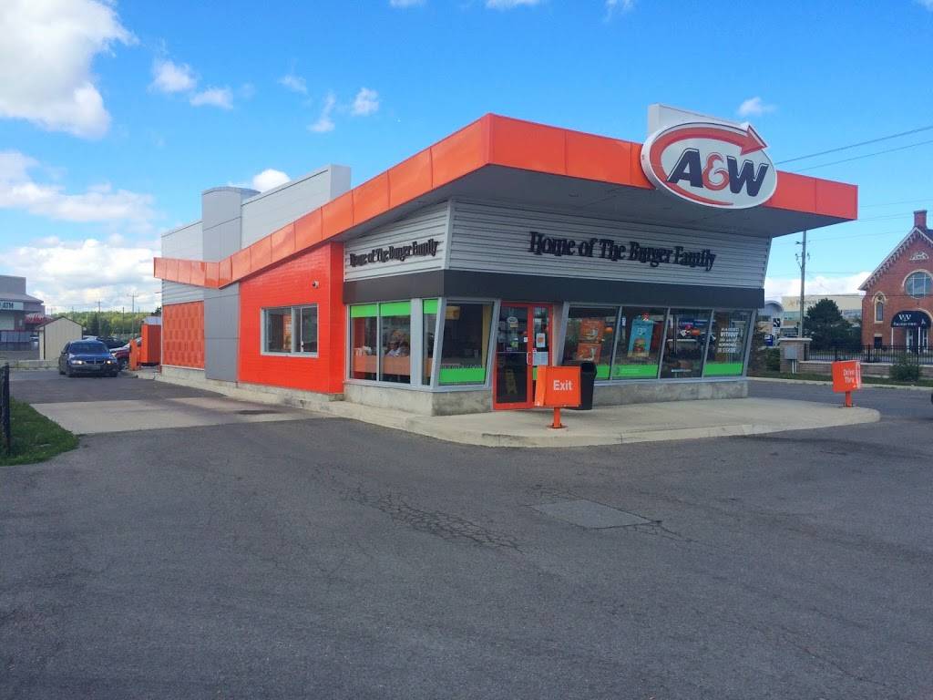 A&W Canada | restaurant | 2250 Rymal Rd E, Hannon, ON L0R 1P0, Canada | 2894261981 OR +1 289-426-1981