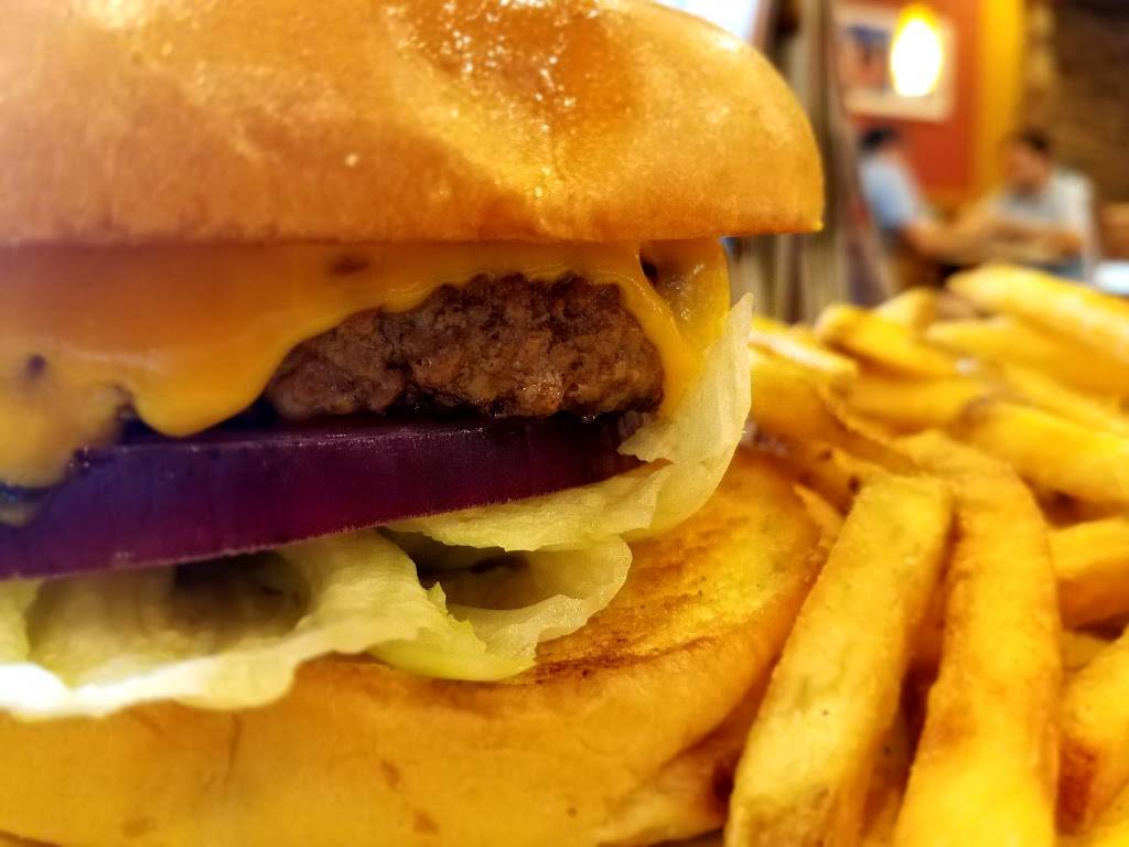 Bakers Square Restaurant & Bakery | restaurant | 8584 W Dempster Street, Niles, IL 60714, USA | 8472971465 OR +1 847-297-1465