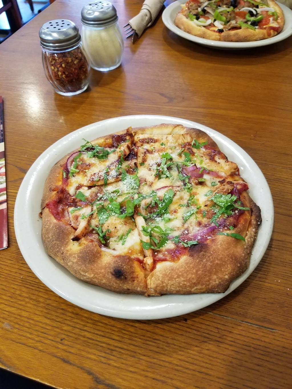 Mannys Pizzeria & Cafe | restaurant | 2185, 651 N Sepulveda Blvd, Los Angeles, CA 90049, USA | 3104434430 OR +1 310-443-4430