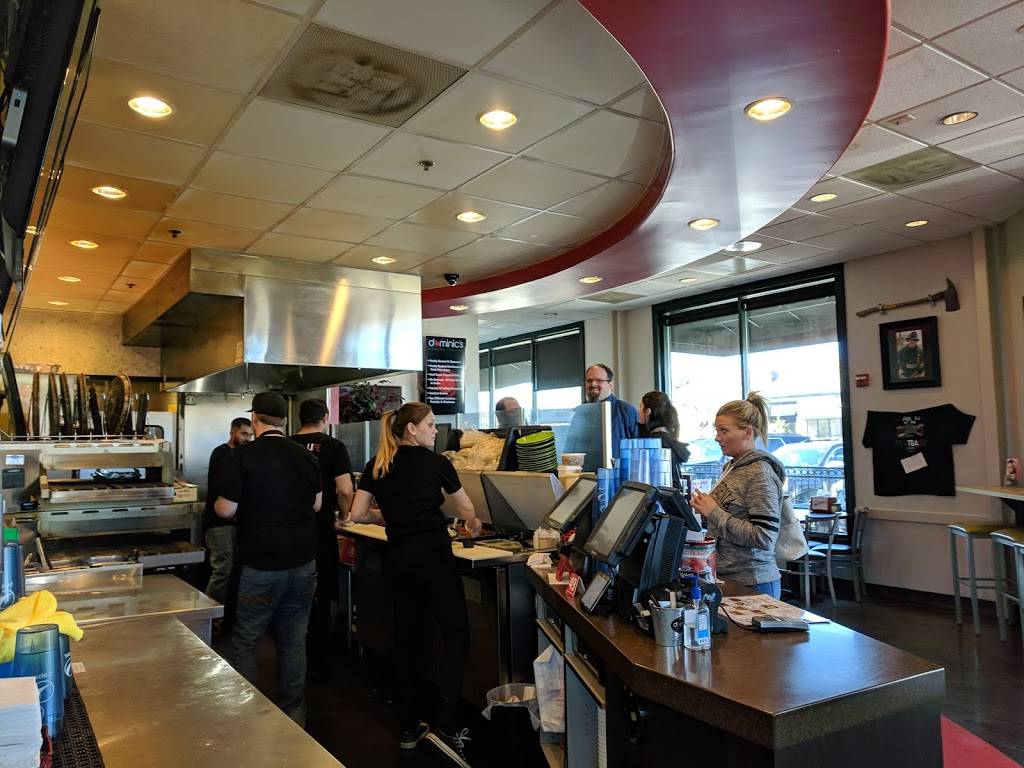 Dominics Casual Italian | restaurant | 6209 NW 63rd Terrace, Kansas City, MO 64151, USA | 8164377200 OR +1 816-437-7200