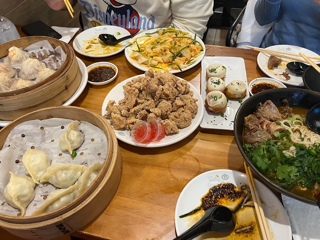 Tasty Dumpling | restaurant | 3700 Crocker Dr Suite 150, Sacramento, CA 95818, USA | 9167585621 OR +1 916-758-5621