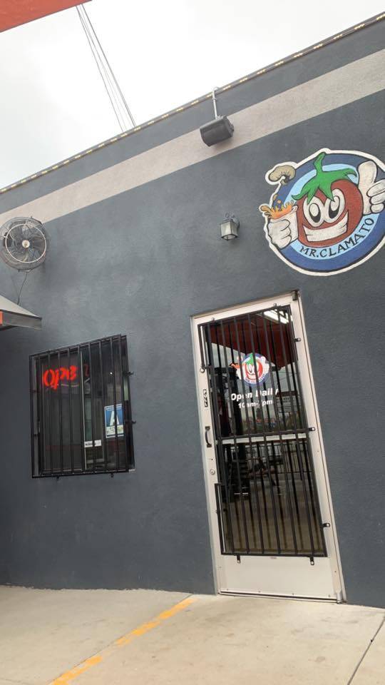 Mr. Clamato | restaurant | 1907 S K St, Bakersfield, CA 93304, USA | 6618859965 OR +1 661-885-9965
