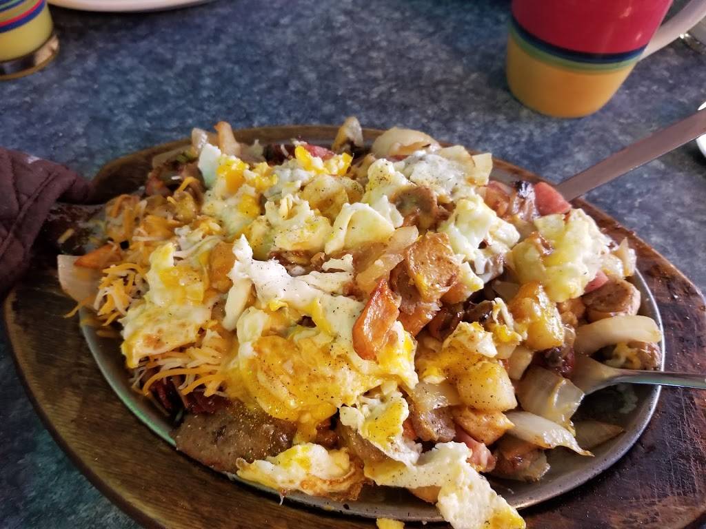 Galvans | restaurant | 2220 E Northland Ave, Appleton, WI 54911, USA | 9203800111 OR +1 920-380-0111