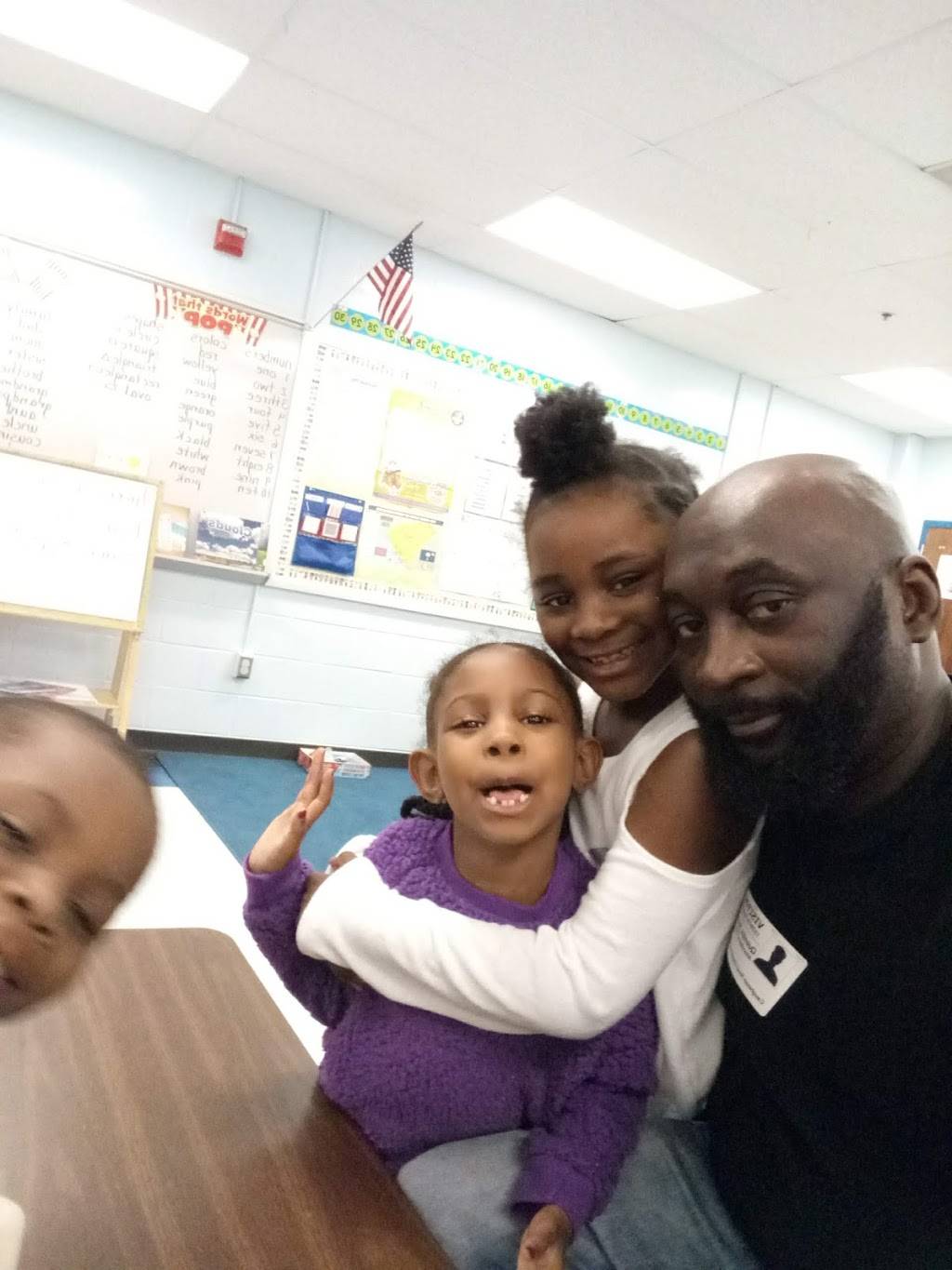 Pizza Hut | restaurant | 7385 Garners Ferry Rd, Columbia, SC 29209, USA | 8037768011 OR +1 803-776-8011