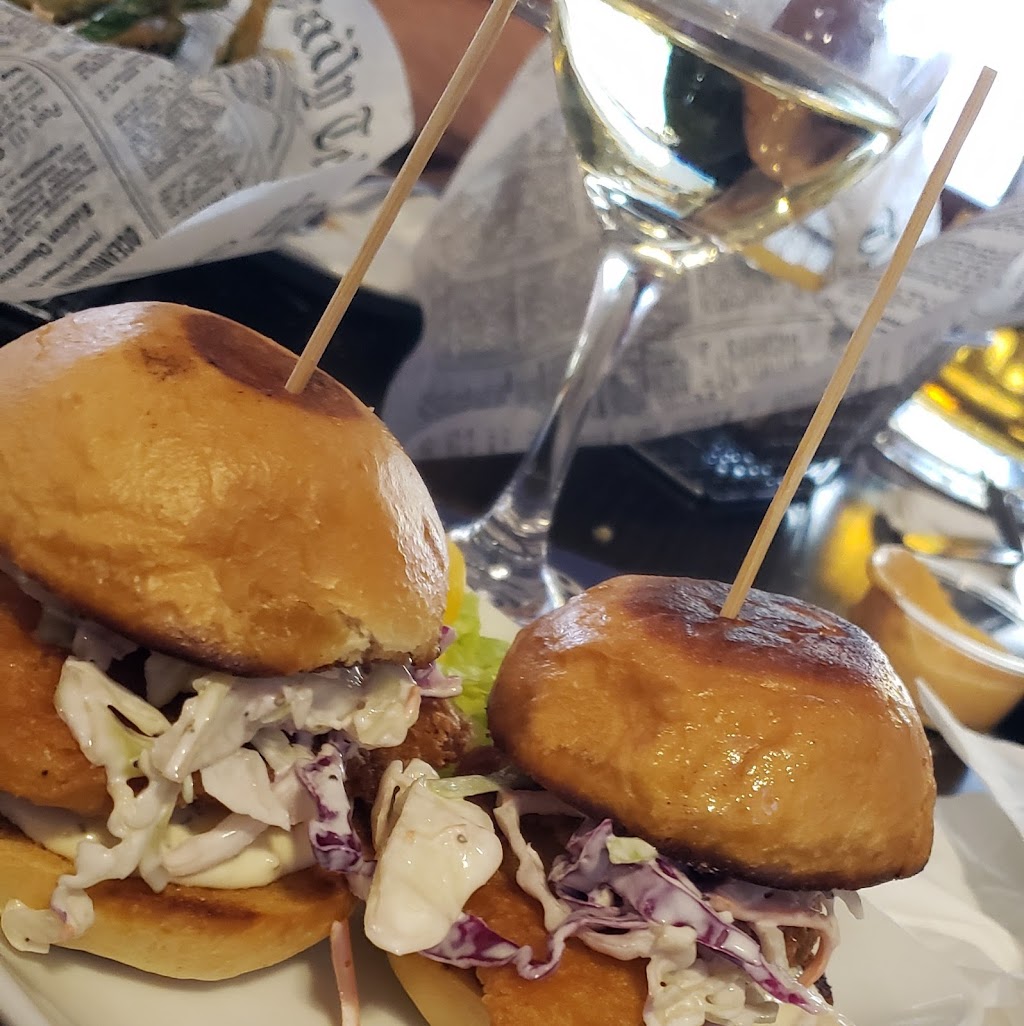 Black Bear Bar & Grille | restaurant | 219 W Main St, New Castle, CO 81647, USA | 9709840999 OR +1 970-984-0999