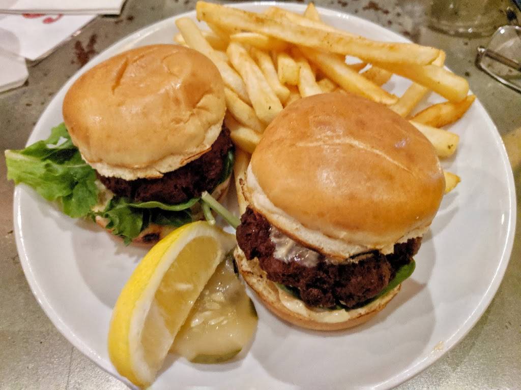 Streats | restaurant | 915 W 21st St Suite A, Norfolk, VA 23517, USA | 7572338933 OR +1 757-233-8933