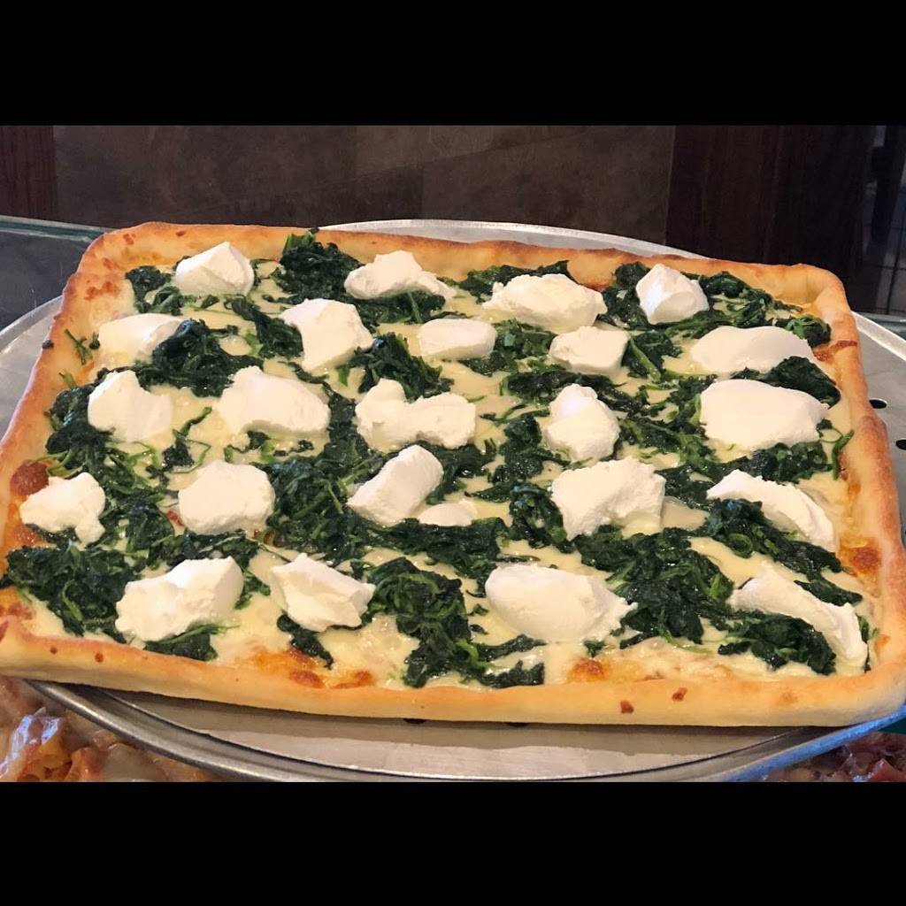 Villa Formia of Oceanside | restaurant | 136 Mott St, Oceanside, NY 11572, USA | 5165365640 OR +1 516-536-5640