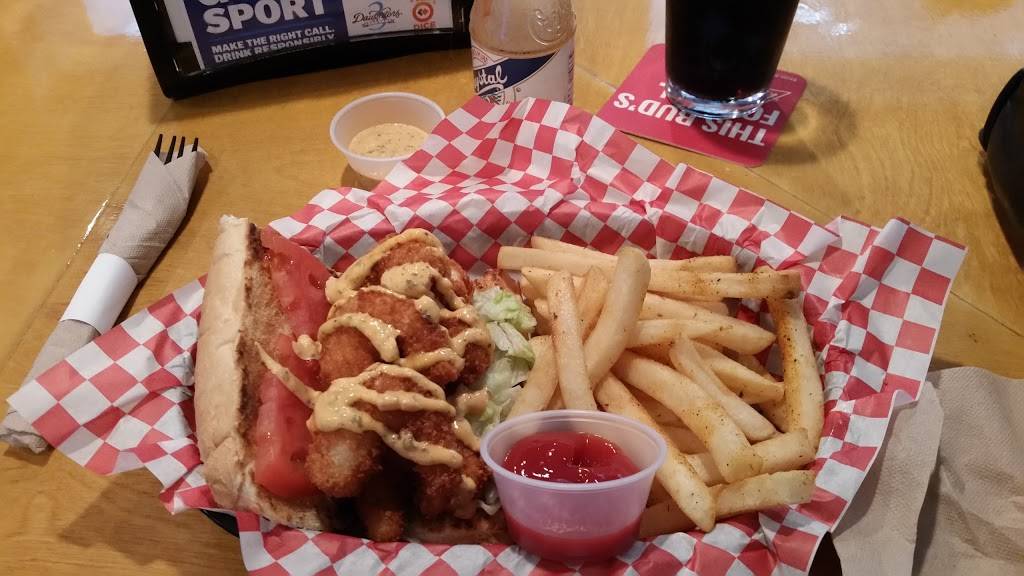 Average Joes Sports Bar & Grille | restaurant | 5858 Roosevelt Blvd, Clearwater, FL 33760, USA | 7274377340 OR +1 727-437-7340