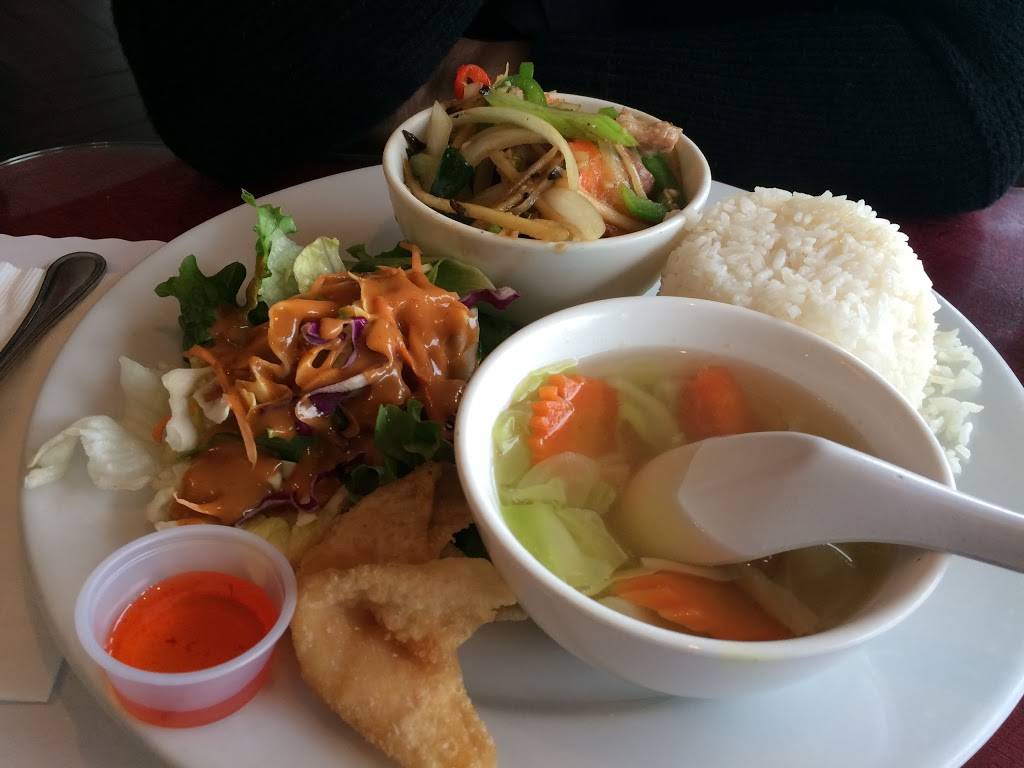 Thai Bamboo | restaurant | 9084 Tampa Ave, Northridge, CA 91324, USA | 8187346610 OR +1 818-734-6610