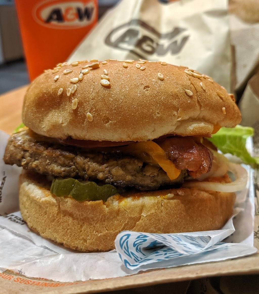 A&W Canada | restaurant | 1190 Danforth Ave, Toronto, ON M4J 4B3, Canada | 4164561156 OR +1 416-456-1156