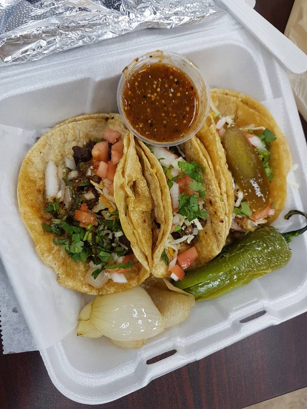 Las Cazuelas Detroit Location | restaurant | 4000 Livernois, Detroit, MI 48210, USA | 3133611100 OR +1 313-361-1100