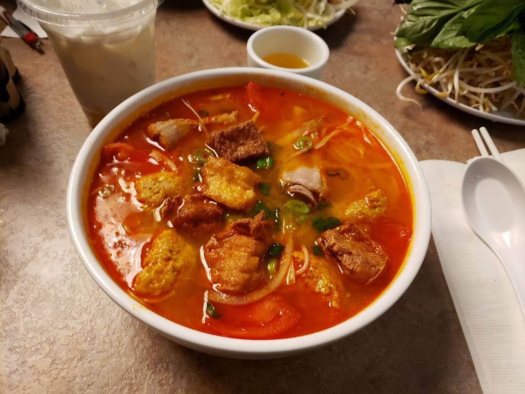 Kanata Noodle House 2 | restaurant | 4049 Carling Ave, Kanata, ON K2K 2A4, Canada | 6134358817 OR +1 613-435-8817