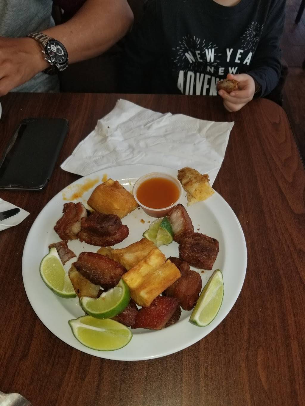 La Esquina Salvadoreña | restaurant | 529 Main St, New Rochelle, NY 10801, USA | 9143362423 OR +1 914-336-2423