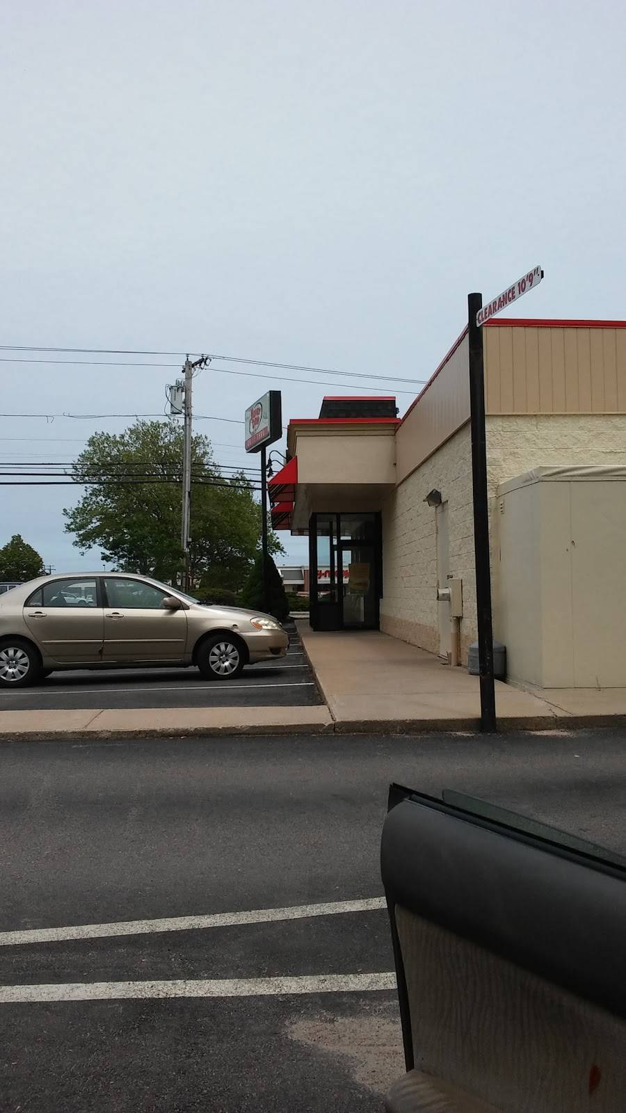 Honey Dew Donuts | bakery | 107 Franklin St, Westerly, RI 02891, USA | 4015963700 OR +1 401-596-3700