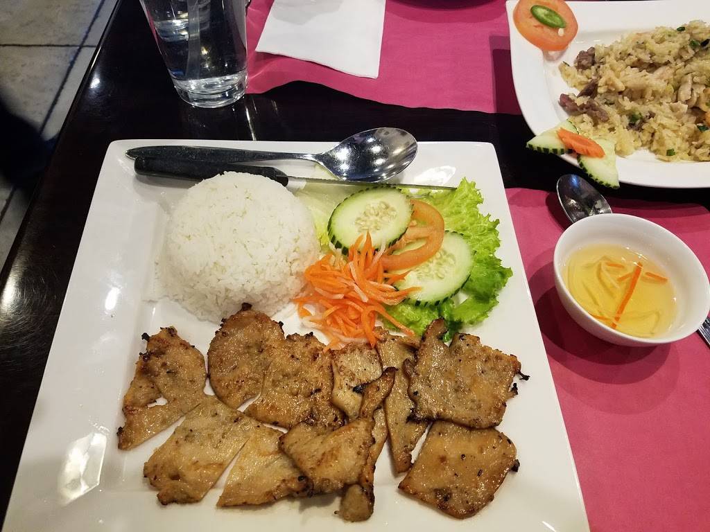Viet Flavor | restaurant | 10278 Bristow Center Dr, Bristow, VA 20136, USA | 7037432542 OR +1 703-743-2542