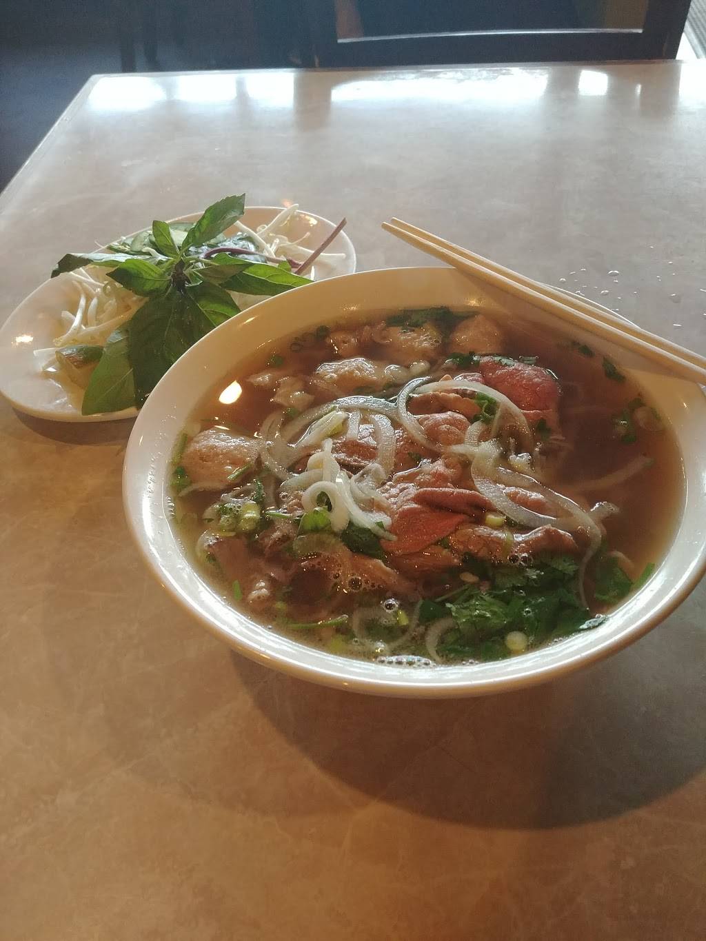 I Love Pho | restaurant | 3900 Factoria Blvd SE, Bellevue, WA 98006, USA | 4254016400 OR +1 425-401-6400