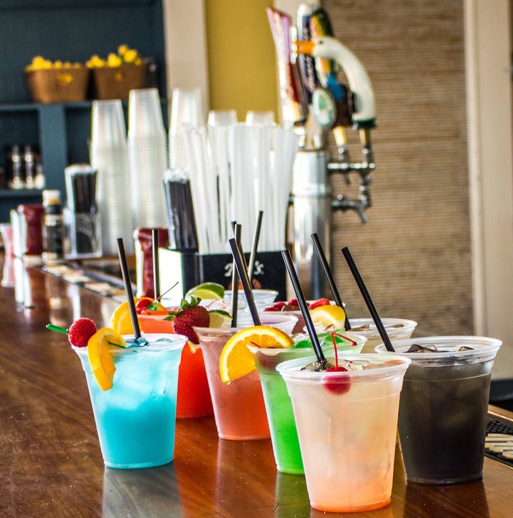 Jupiter Pointe Club and Marina | restaurant | 18753 SE Federal Hwy, Tequesta, FL 33469, USA | 5617462600 OR +1 561-746-2600