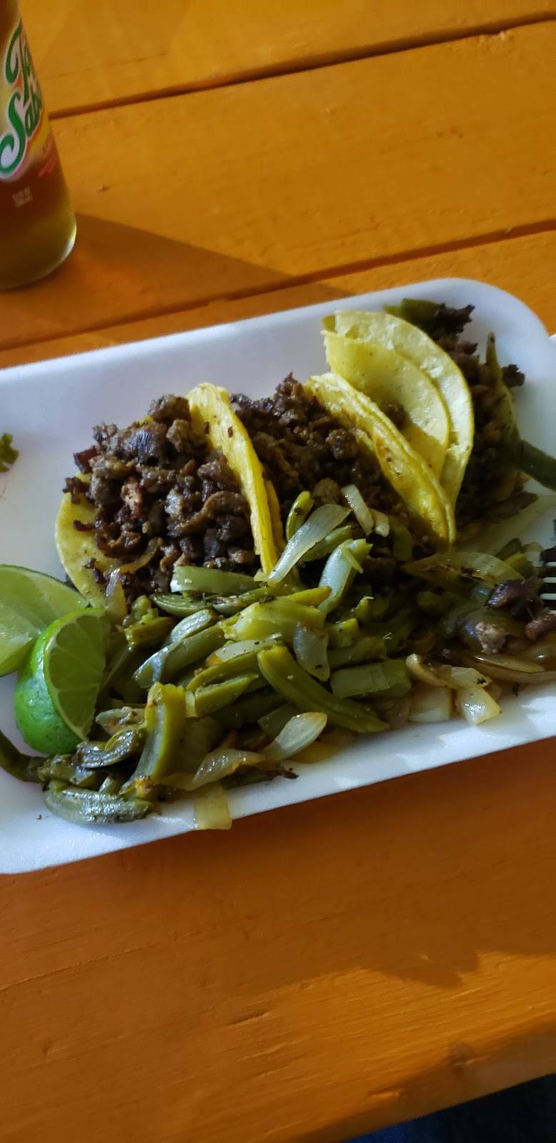 Tacos de trompo los güeros | restaurant | 3311, 7355 S Texas 6, Houston, TX 77083, USA | 8327277557 OR +1 832-727-7557