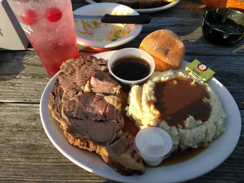 Yella Beak Saloon | restaurant | 23525 SE 436th St #9067, Enumclaw, WA 98022, USA | 3608255500 OR +1 360-825-5500