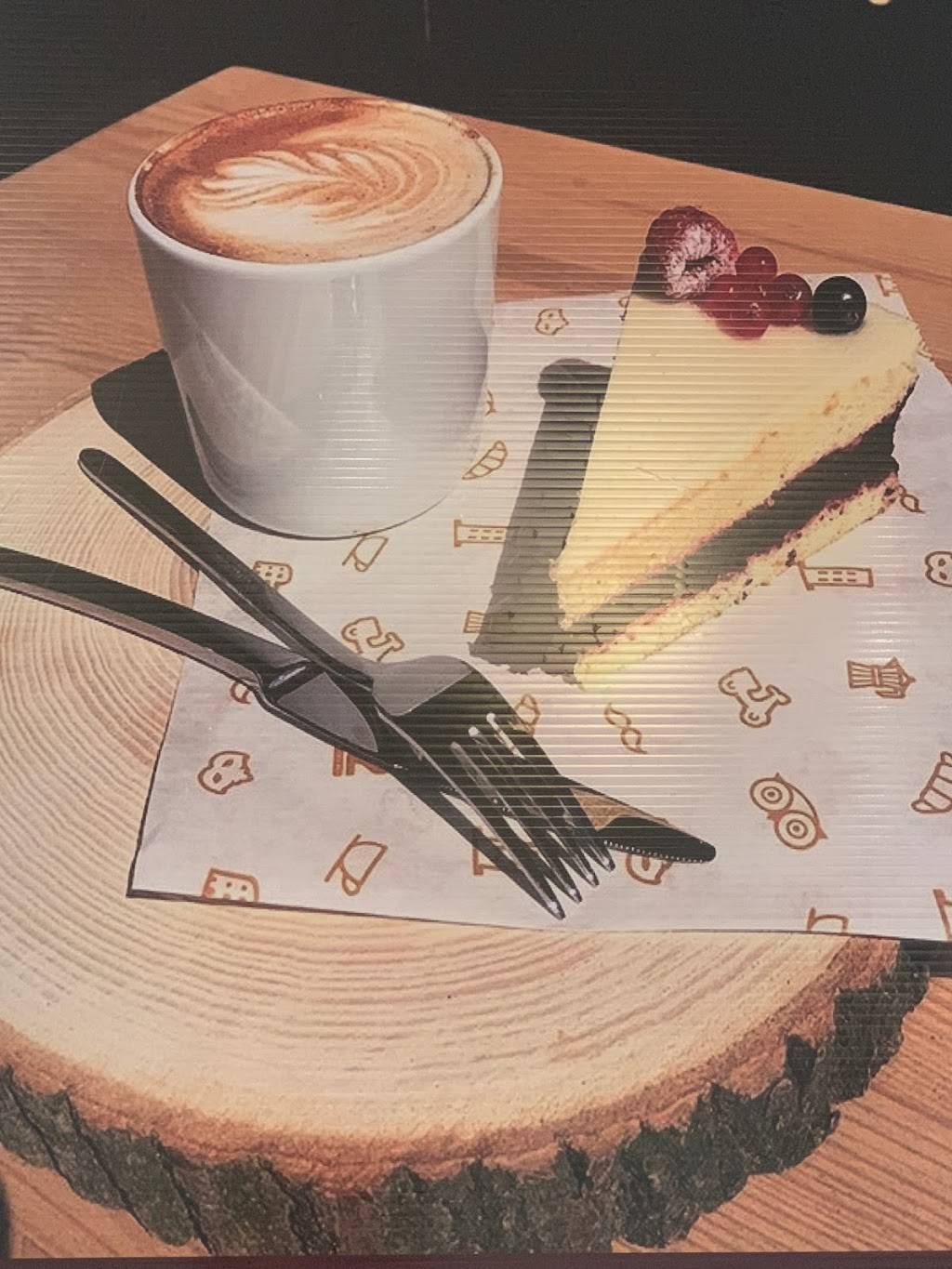 Good Mood cafe | restaurant | 2009 W Roscoe St, Chicago, IL 60618, USA | 7085064705 OR +1 708-506-4705