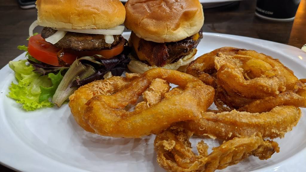 BurgerIM | restaurant | 650 W Carmel Dr, Carmel, IN 46032, USA | 3176692256 OR +1 317-669-2256
