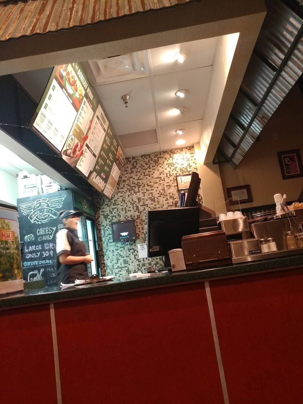 Wingstop | restaurant | 4041 E Thomas Rd #115, Phoenix, AZ 85018, USA | 6029559464 OR +1 602-955-9464