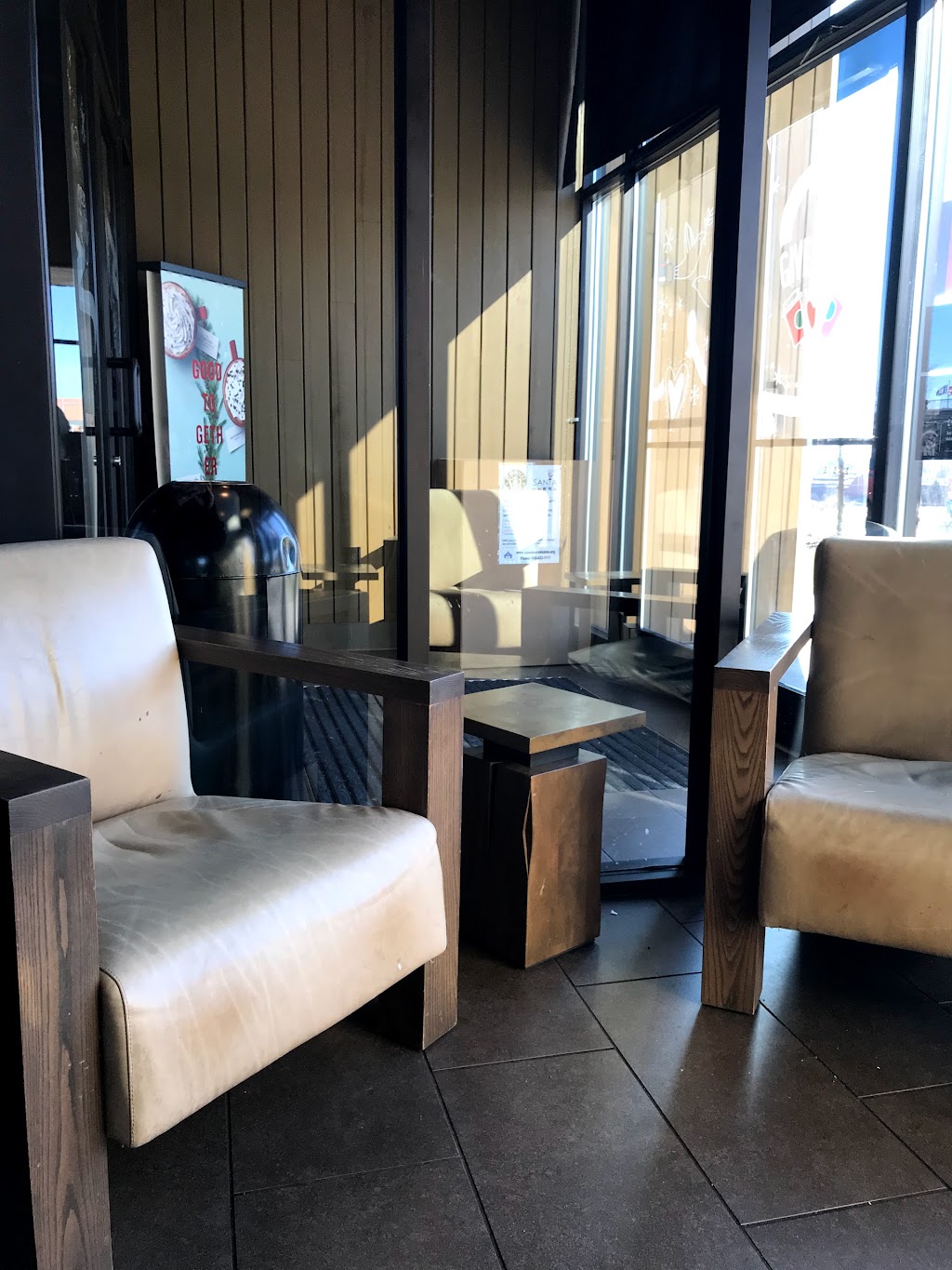 Starbucks | cafe | 12540 K Plaza, Omaha, NE 68137, USA | 4023304495 OR +1 402-330-4495