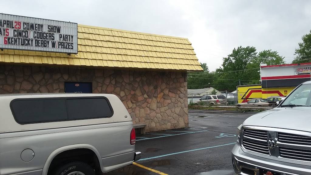 342 Bar & Grill | restaurant | 3932 Pelham St, Dearborn Heights, MI 48125, USA | 3135654956 OR +1 313-565-4956