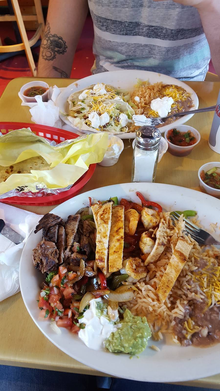 Great Mex Grill Long Beach | restaurant | 5530 E Atherton St, Long Beach, CA 90815, USA | 5624934761 OR +1 562-493-4761