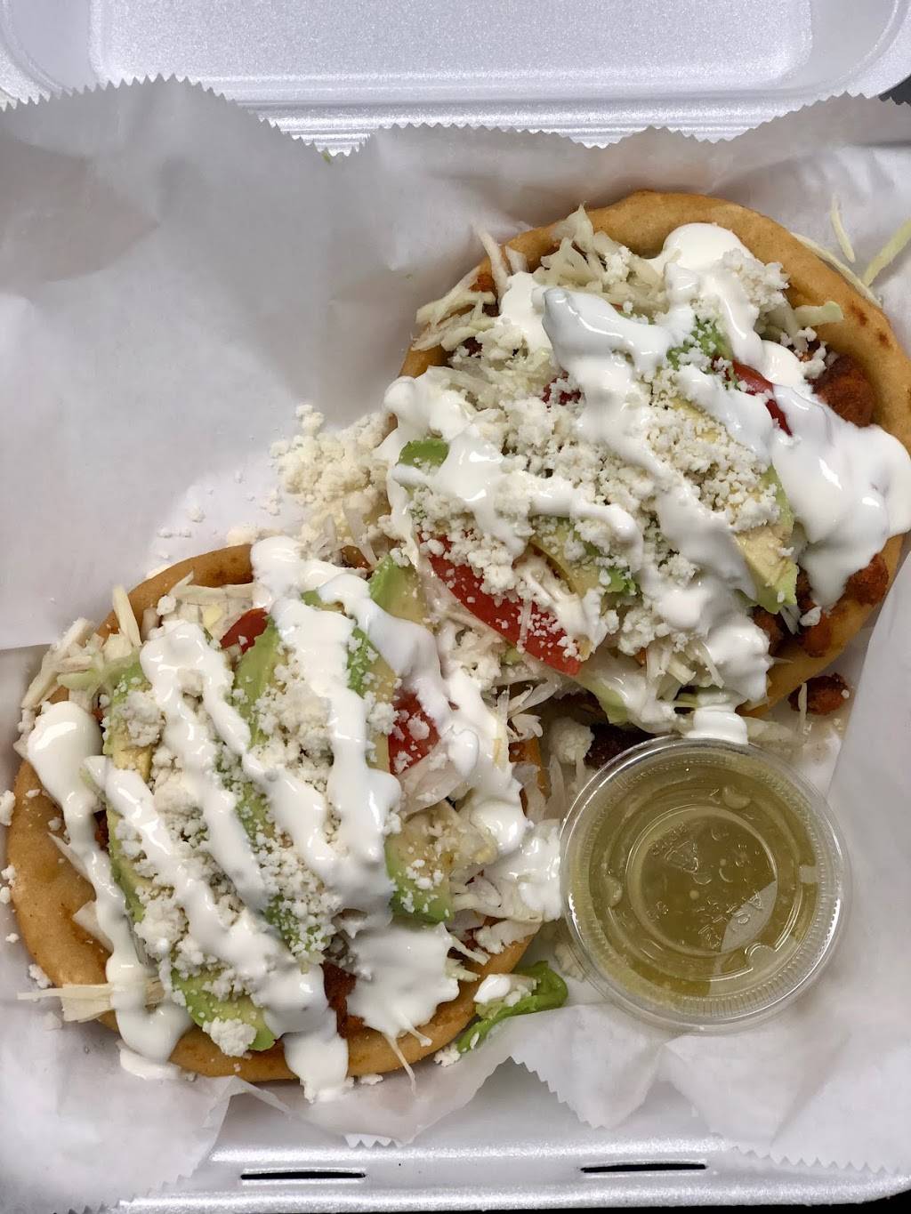 La Sabrosa Grocery & Restaurant | restaurant | 1939 Mound St, Orange Park, FL 32073, USA | 9042692777 OR +1 904-269-2777