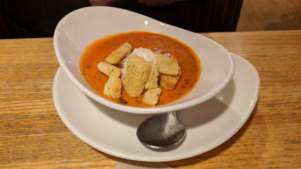 Applebees Grill + Bar | restaurant | 1 Amato Dr, Windham, ME 04062, USA | 2078923574 OR +1 207-892-3574