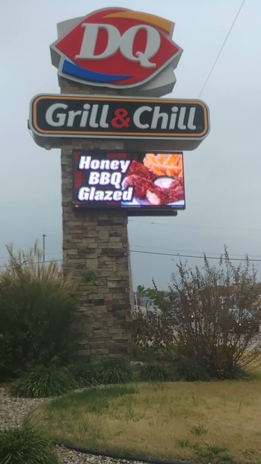 Dairy Queen Grill & Chill | restaurant | 2114 Missouri Blvd, Jefferson City, MO 65109, USA | 5736342240 OR +1 573-634-2240