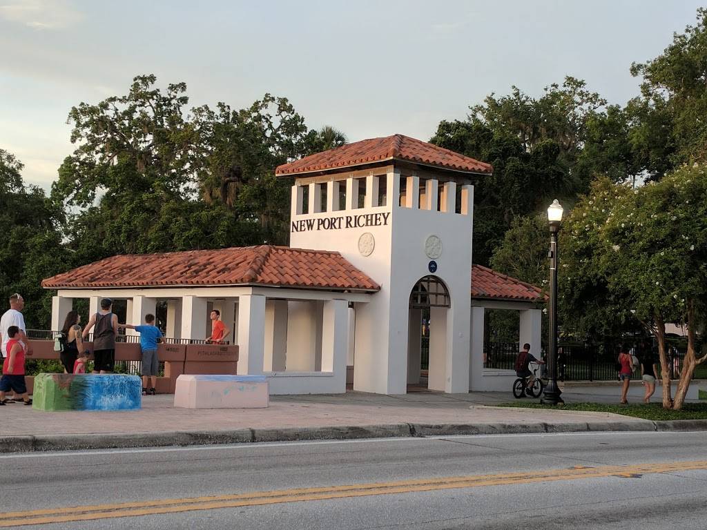 Beef O Bradys | restaurant | 5546 Main St, New Port Richey, FL 34652, USA | 7273123712 OR +1 727-312-3712