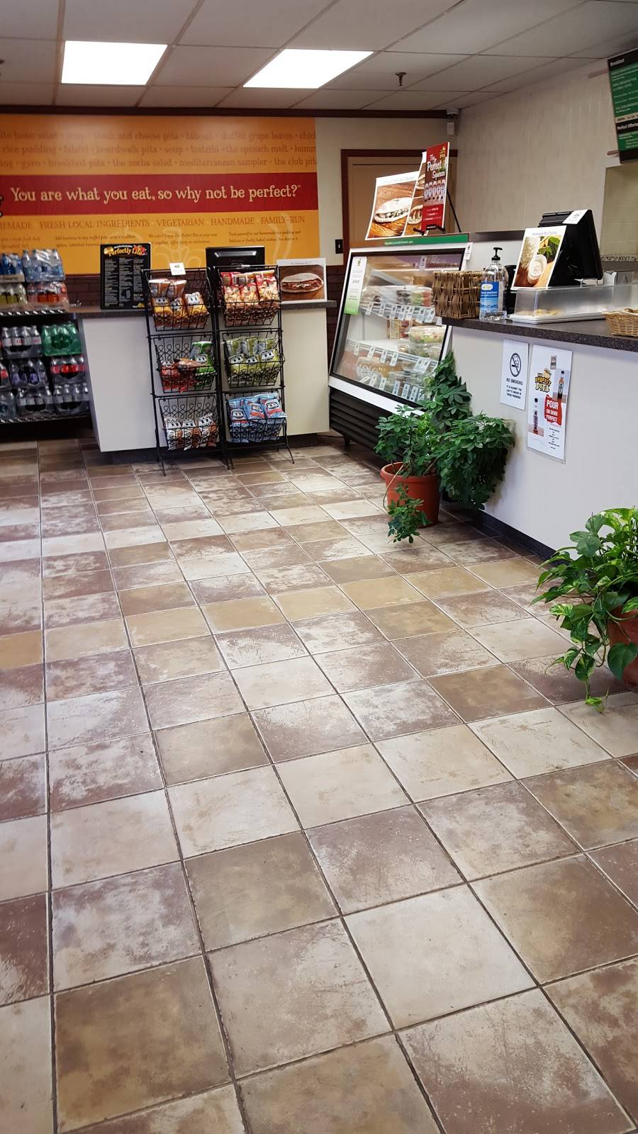 The Perfect Pita | restaurant | 7653 Fullerton Rd, Springfield, VA 22153, USA | 7036440004 OR +1 703-644-0004
