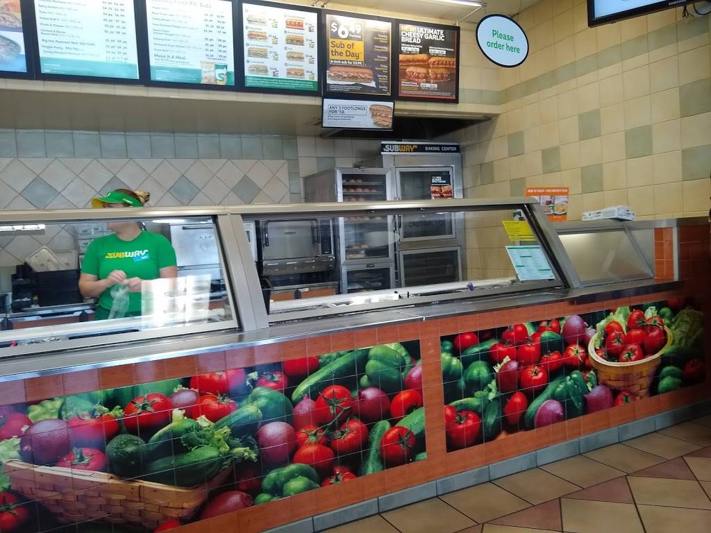 Subway Restaurants | restaurant | 1136 E Broadway, Glendale, CA 91205, USA | 8185462685 OR +1 818-546-2685