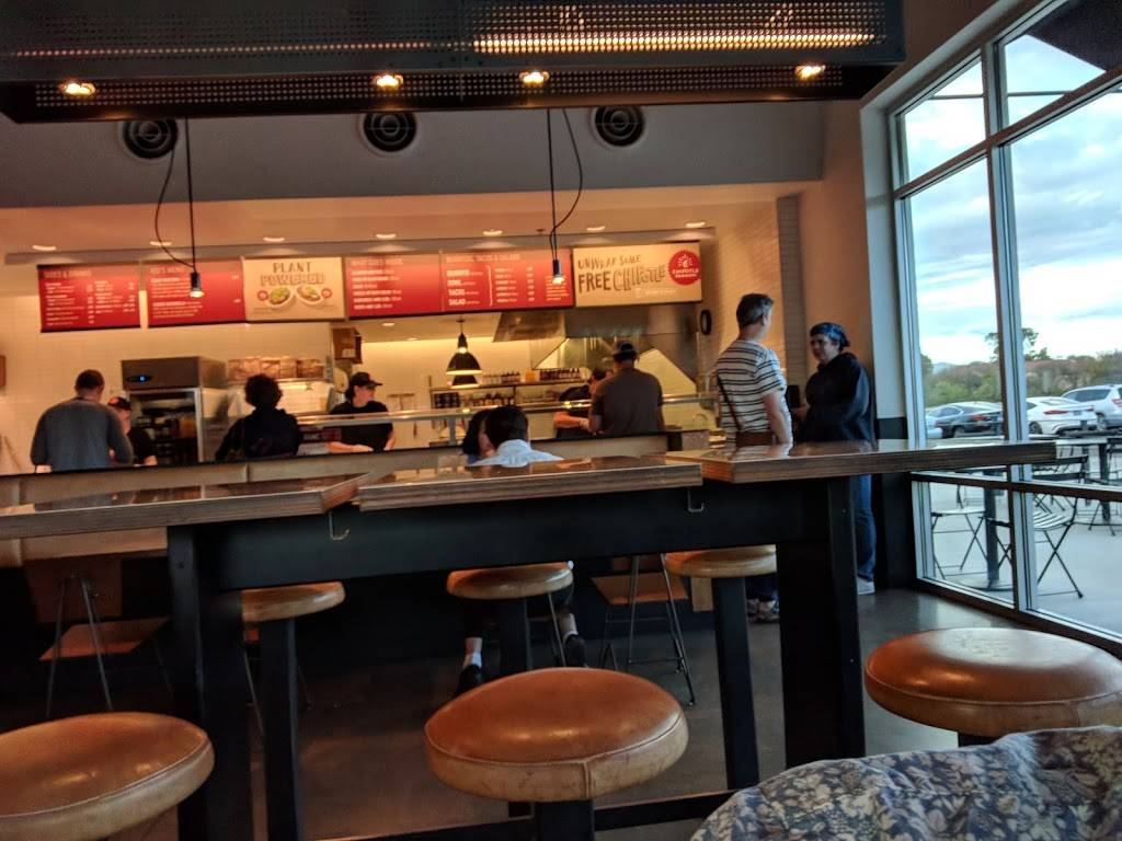 Chipotle Mexican Grill | restaurant | 6501 E Grant Rd #141, Tucson, AZ 85715, USA | 5202961163 OR +1 520-296-1163