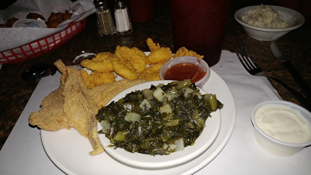 Catfish Cabin | restaurant | 1400 Louisville Ave, Monroe, LA 71201, USA | 3183877353 OR +1 318-387-7353