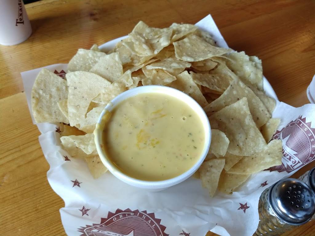 Texadelphia | meal takeaway | 5400 Brodie Ln #230, Sunset Valley, TX 78745, USA | 5128916464 OR +1 512-891-6464