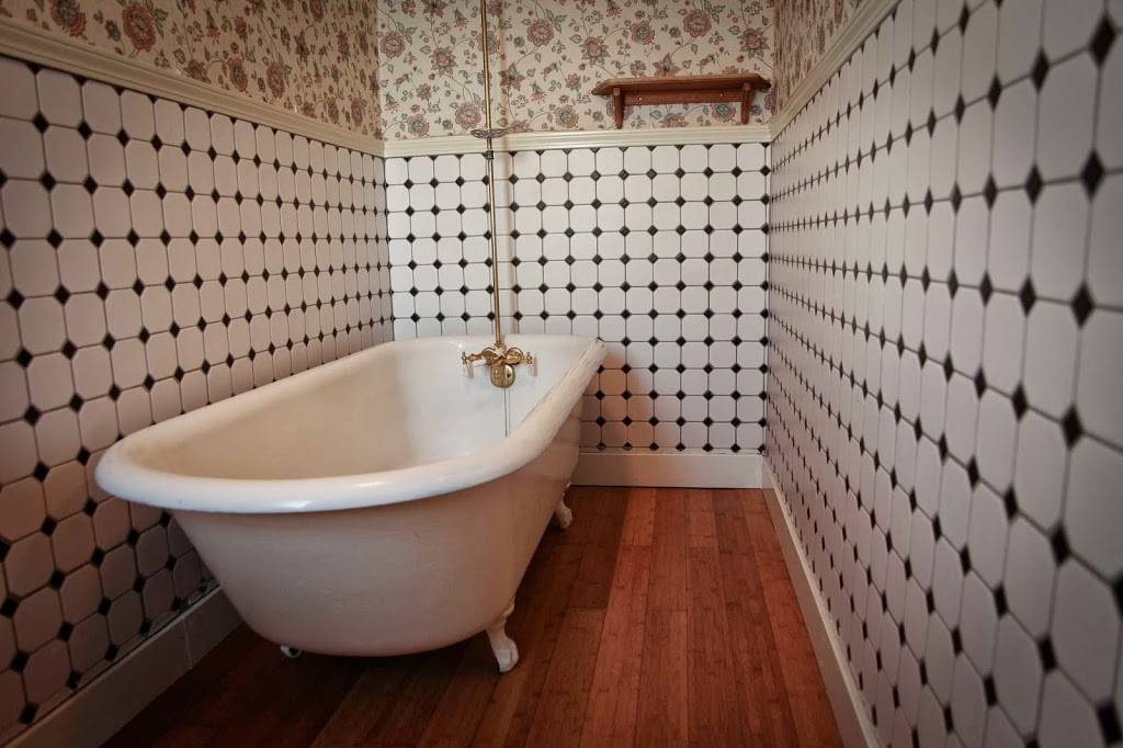 Hotel Charlotte | restaurant | 18736 Main St, Groveland, CA 95321, USA | 2099626455 OR +1 209-962-6455