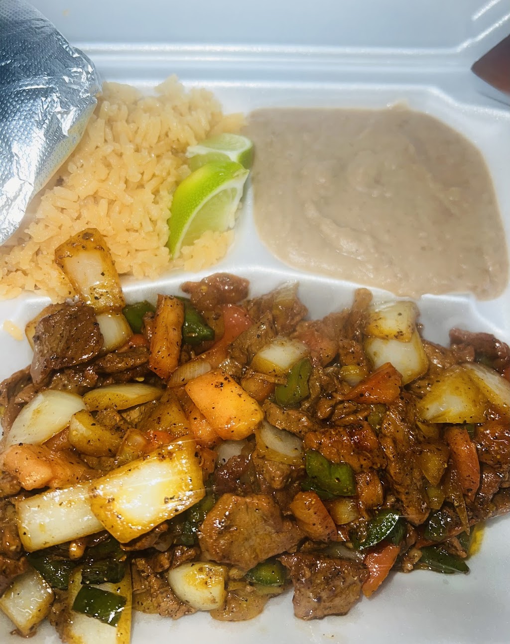 Tacos los Carnales | restaurant | 5124 Summer Ave, Memphis, TN 38122, USA | 9014373251 OR +1 901-437-3251