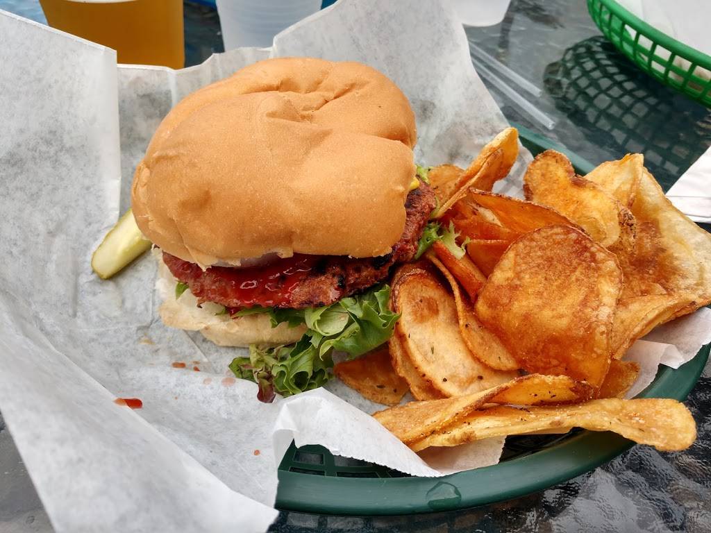 Waterfront Marys | restaurant | 3662 N Duluth Ave, Sturgeon Bay, WI 54235, USA | 9207433690 OR +1 920-743-3690