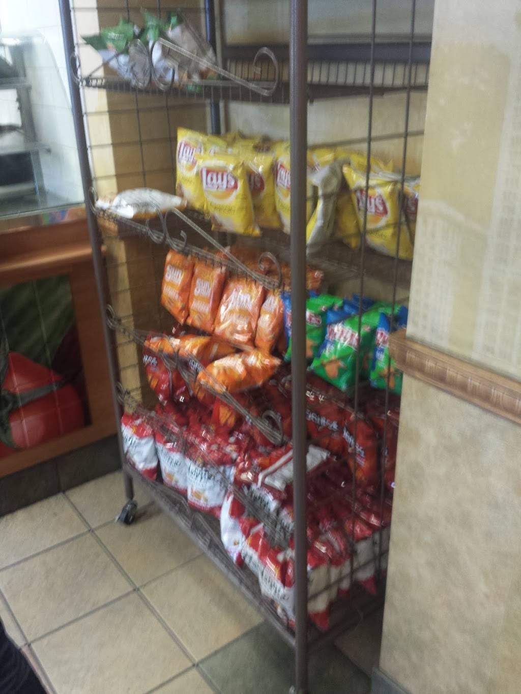 Subway Restaurants | restaurant | 3243 Forest Ln, Garland, TX 75042, USA | 9724878393 OR +1 972-487-8393