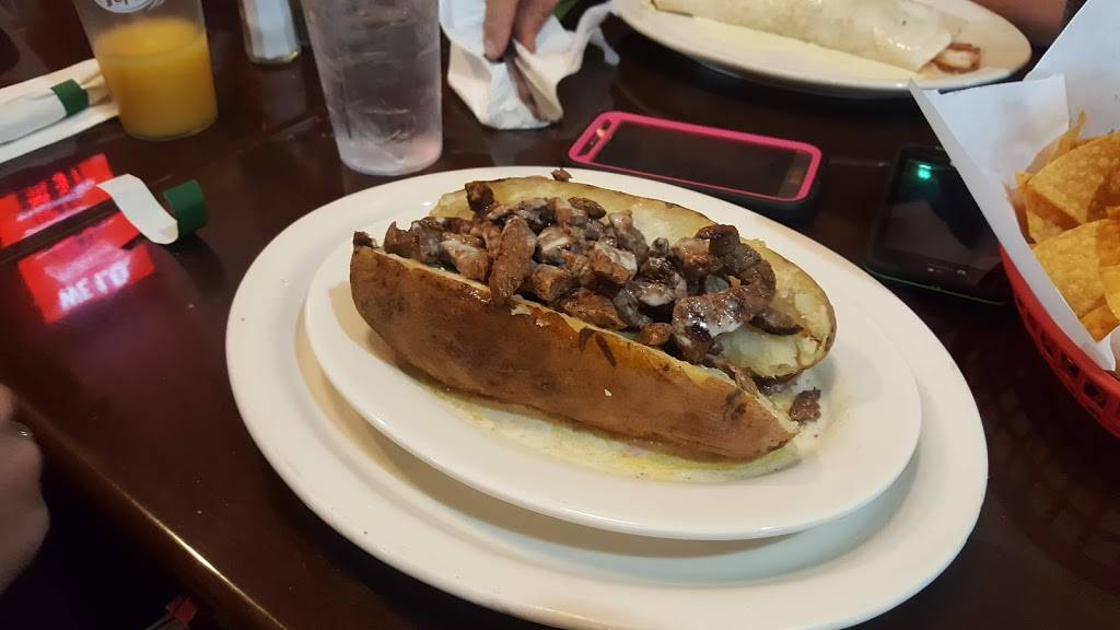 Chabelitas Mexican Restaurant | restaurant | 1124 Sparta St, McMinnville, TN 37110, USA | 9315079500 OR +1 931-507-9500